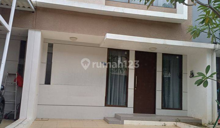 Dijual Rumah Bagus 2 Lantai Semi Furnished di Graha Raya Cluster Fortune Essence  1