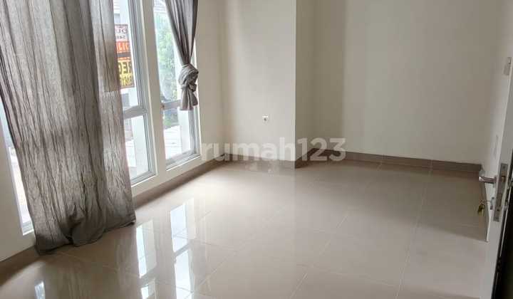 Dijual Rumah 6X12 di Summarecon Verdi Gading Serpong