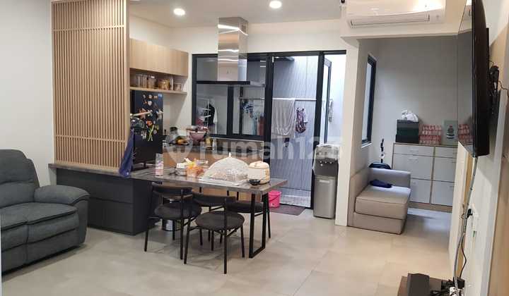 For Sale Beautiful Furnished House Ready to Occupy in Svadhi TANAKAYU Cluster, BSD City. 2