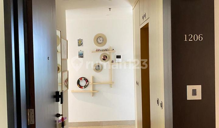 Quick Sale Luxury Fully Furnished Apartment in Branz BSD City Tangerang 2