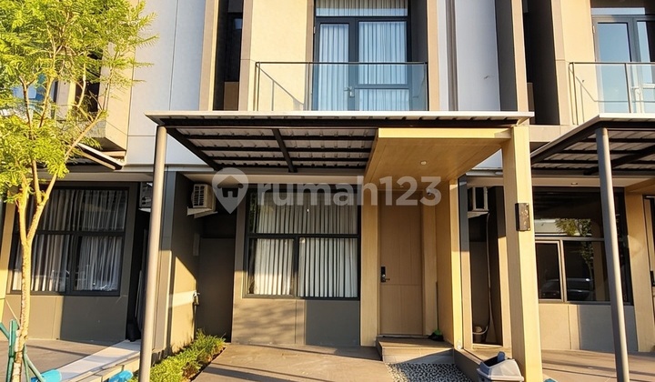 FOR RENT: 2-Story Semi-Furnished House in Cluster Svadhi Tanakayu, BSD FOR RENT: 2-Story Semi-Furnished House in Cluster Svadhi Tanakayu, BSD