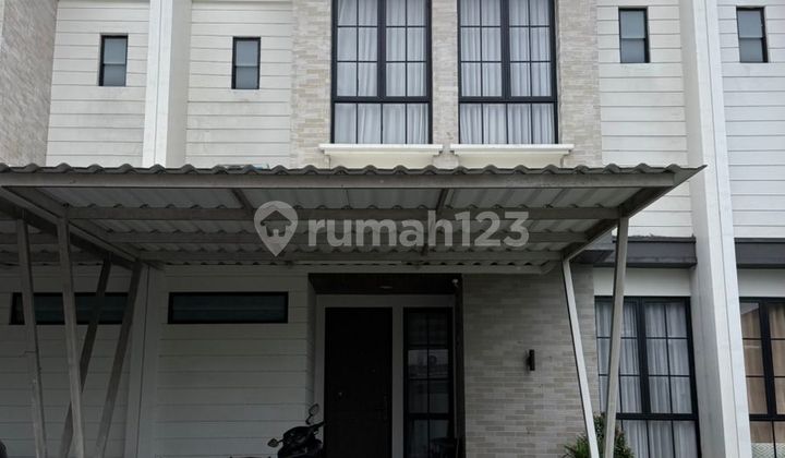 Rumah Suvarna Sutera Tangerang Lavon Siap Huni Rapi Bebas Banjir