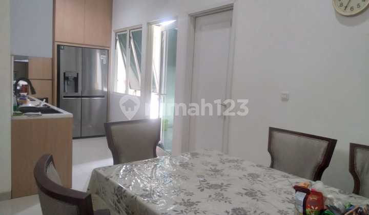 1-Storey Furnished House Suvarna Sutera Tangerang Lavon, Eligible for Mortgage. 2