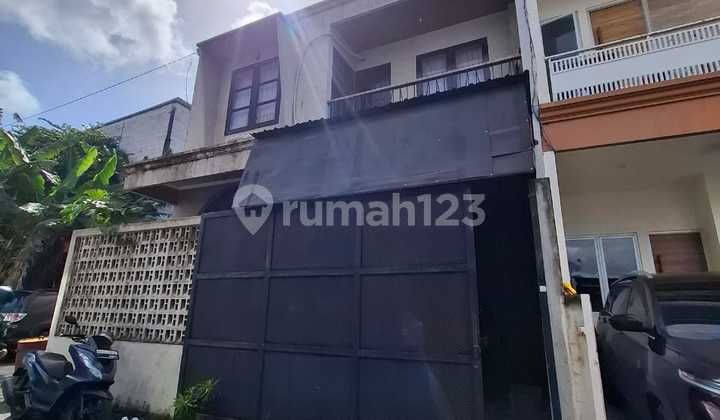 Modern House Ready to Occupy 4 Bedrooms West Denpasar | Prpd284
