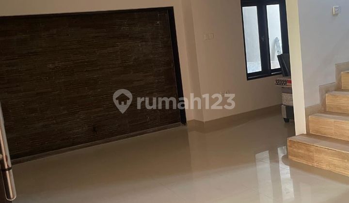 Dijual Rumah 2 Lantai di Renon - Jalan Tukad Badung, Lokasi Favorit | Prpd287 2
