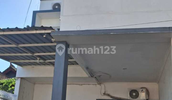 Dijual Rumah 2 Lantai Denpasar Selatan Dekat Bandara dan Sanur Lokasi Strategis Akses Cepat Siap Huni | Prpd367 Dijual Rumah 2 Lantai Denpasar Selatan Dekat Bandara dan Sanur Lokasi Strategis Akses Cepat Siap Huni | Prpd367