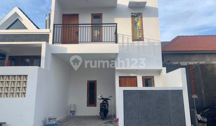 Minimalist Modern House in Bung Tomo | PRPD264