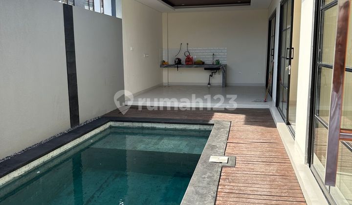 Ready-to-Live Villa in Strategic Favorite Area of Abasan Canggu | Prpc90
