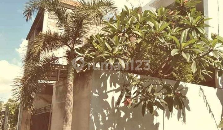 3-Storey House with Rooftop in Gunung Agung, West Denpasar, Ready to Occupy, Car Accessible | Prpd378