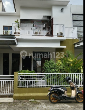 Rumah 2 Lantai Siap Huni di Jalan Utama Pemogan | Prpd299 Rumah 2 Lantai Siap Huni di Jalan Utama Pemogan | Prpd299