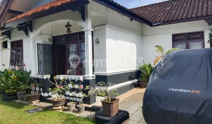For Rent Full Furnished House Ready to Occupy Comfortable and Strategic Environment in Taman Griya Jimbaran Badung | Prpj194