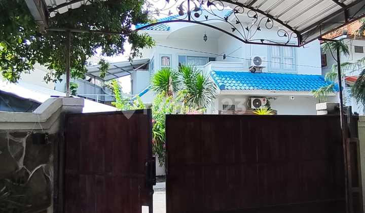 Semi-Furnished House in Taman Baruna Jimbaran Area | Prpj178