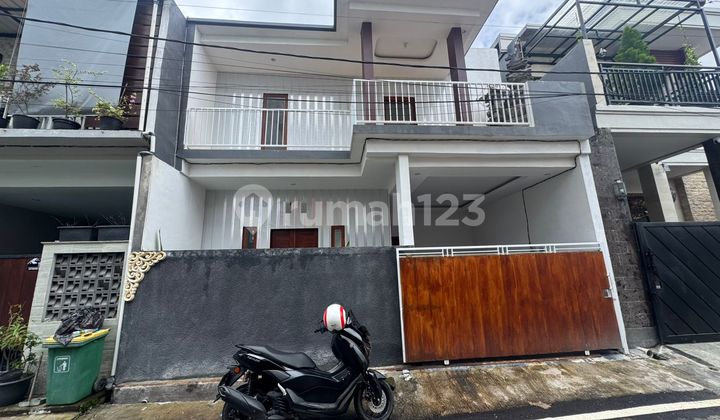 Rumah 2 Lantai Siap Huni di Sekar Jepun Denpasar Timur Lokasi Strategis untuk Hunian dan Investasi | Prpd330