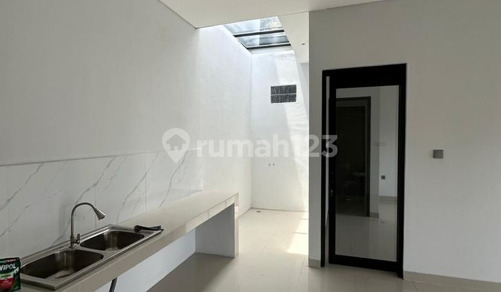 Exclusive Residence New 1-Story House in West Denpasar