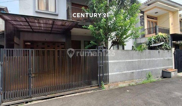 DIJUAL RUMAH SIAP HUNI DI Jl CILANDAK VII HADAP TIMUR 1