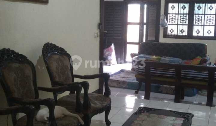 Dijual Bu Rumah 315 M2 Hitung Tanah Dibawah Harga Pasar Cocok buat Kost di Seberang Mall Kota Kasablanka Palbatu Menteng Dalam Tebet Jakarta Selatan