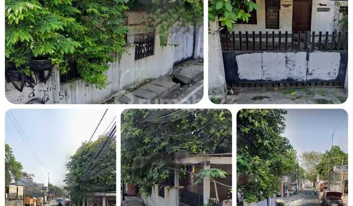 Rumah Tua 200 m2 Hitung Tanah Pinggir Jalan Raya Ramai Cocok Buat Kost Atau Tempat Usaha dekat Universitas di Kawasan Pasar Minggu Jakarta Selatan 1