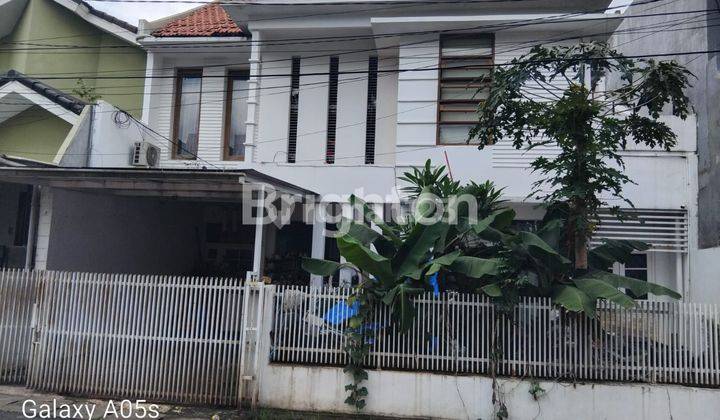 rumah 2 lantai di dekat jl. Veteran, keb lama 1