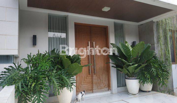 Rumah mewah, private pool di lantai 3 2