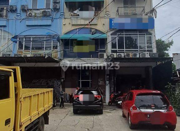Ruko Strategis Pinggir Jalan Setiabudi Jakarta Selatan 1