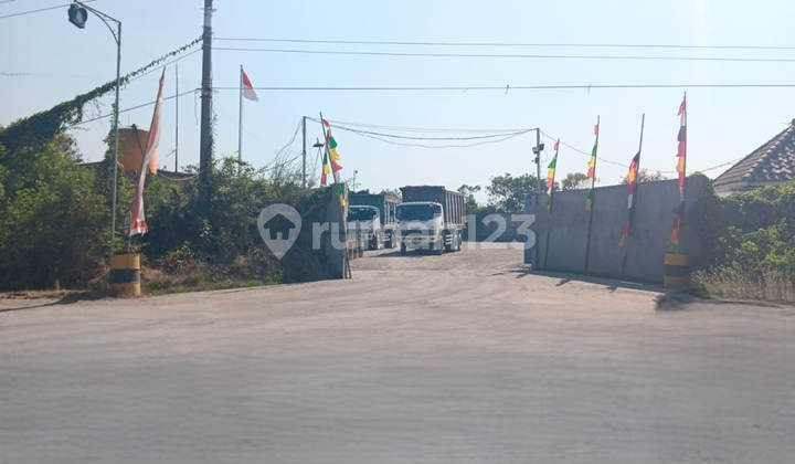 FOR SALE AUCTION OF SEMBAYAT GRESIK M647 LARGE LAND NEAR FATHMA MEDIKA HOSPITAL GRESIK