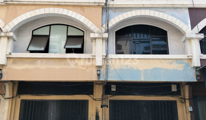 FOR SALE AUCTION PANJI MAKMUR SHOPHOUSE SURABAYA TM640 FOR SALE AUCTION PANJI MAKMUR SHOPHOUSE SURABAYA TM640