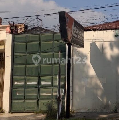 FOR SALE AUCTION BABAT LAMONGAN B47 WAREHOUSE NEAR THE STATION