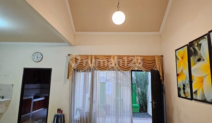 For Sale 2-Story Nice House In Tambaksari Surabaya 2