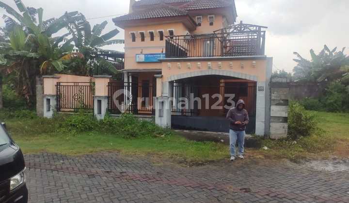Dijual Via Lelang Rumah 2Lt di Kec Pare Kediri Jawa Timur