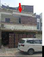 For Sale by Auction 2-Story House in Taman Palem Lestari, West Jakarta For Sale by Auction 2-Story House in Taman Palem Lestari, West Jakarta