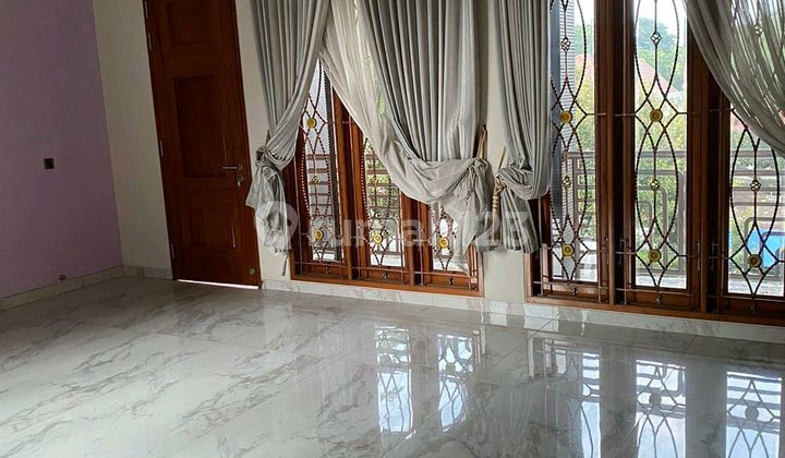 Dijual Rumah Istimewa 2lt Gayungsari Surabaya 2