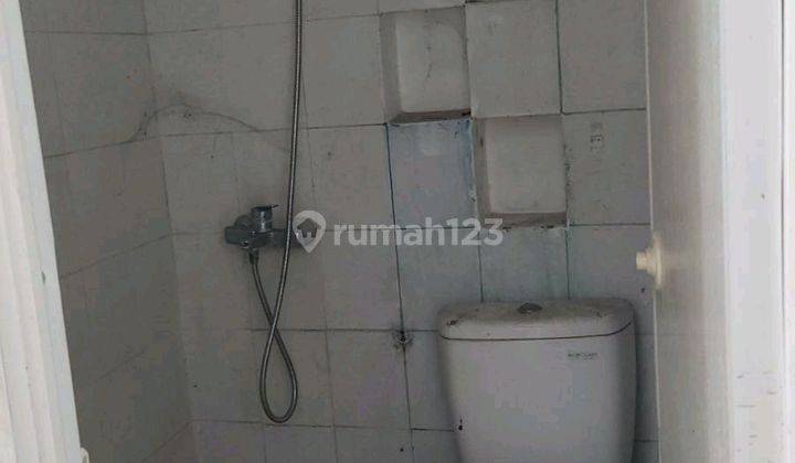 kamar mandi dijual rumah siap huni evergreen