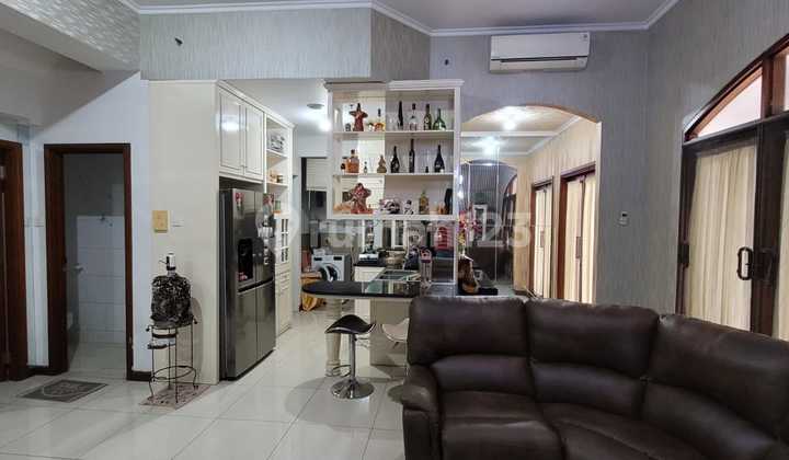 Dijuak Apartement Rasa Rumah 2 Lt Garden Mansion Pakuwon Indah Surabaya 2