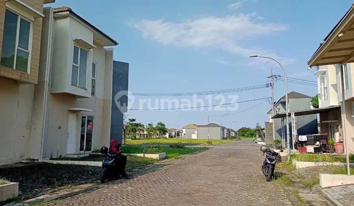 For Sale Via Auction 2-Story House in Newton Park Housing, Buduran, Sidoarjo 2