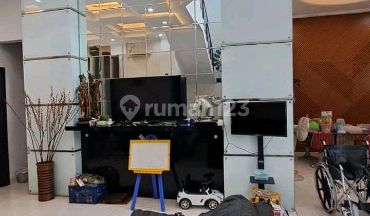 Dijual Rumah 2lt Nyaman Kertajaya Indah Surabaya 2