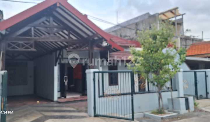 For Sale 1.5-Story House in Rungkut Surabaya