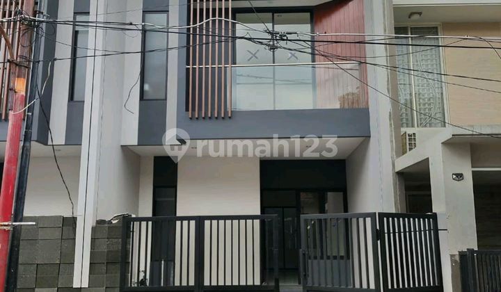 For Sale 2-story New Minimalist House in North Mulyosari, Surabaya 1