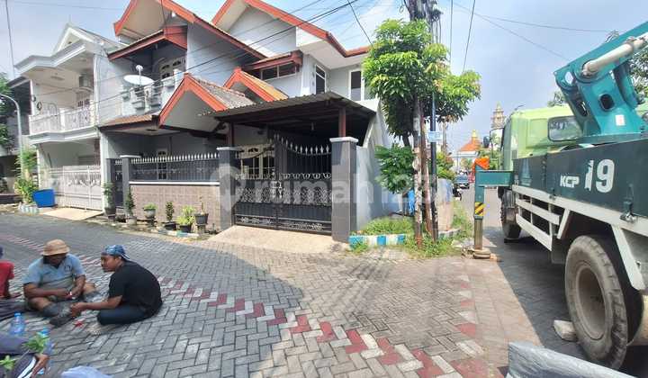 Dijual Via Lelang Rumah 2Lt di Kebraon Wiyung Surabaya