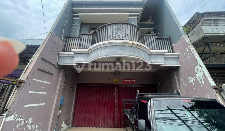 For Sale by Auction, 2-Storey Shop House in Driyorejo, Gresik