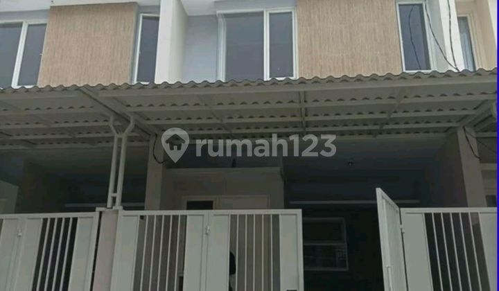 For Sale New 2-Story House in Rungkut Surabaya For Sale New 2-Story House in Rungkut Surabaya