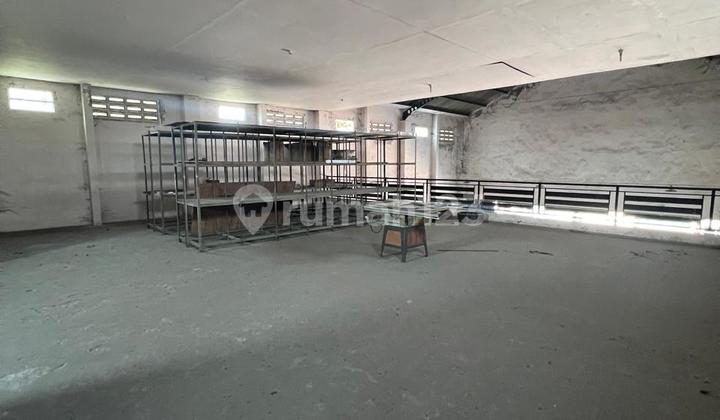 For Sale Via Auction Ready-to-Use Shop House in Sooko Mojokerto 2