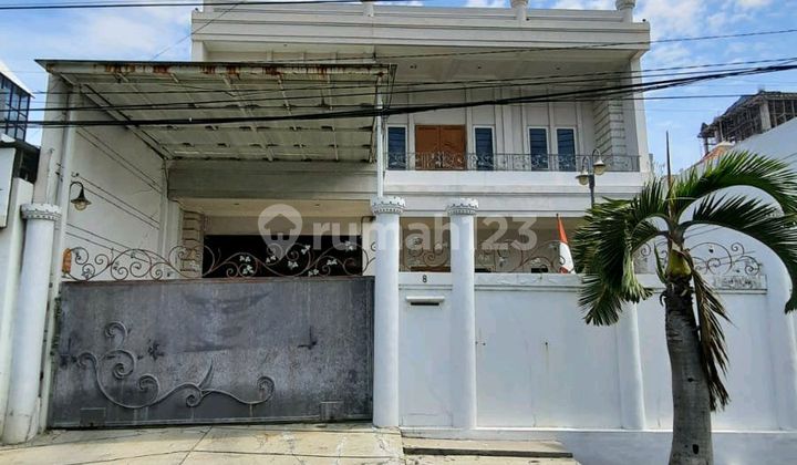 2-Story House for Sale in Manyar Rejo, Surabaya