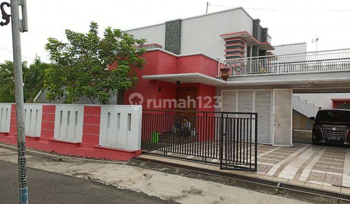 *DiJual Rumah Hook 2 Lantai Daerah Jombang*  1