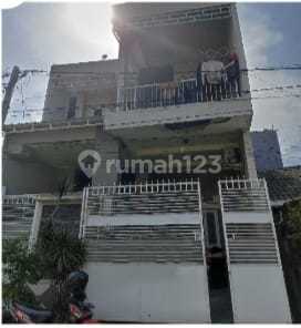 Dijual Rumah 2 Lantai Medayu Utara Harga Terjangkau