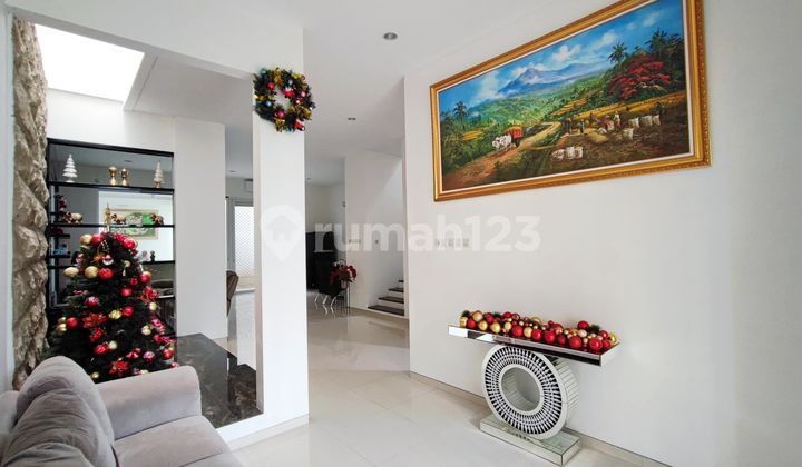 Dijual Rumah Mewah Siap Huni Woodland Citraland Surabaya 2