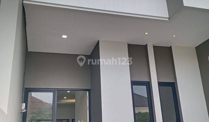 Dijual Rumah Baru Siap Huni 2 Lantai Villa Kalijudan Surabaya 1