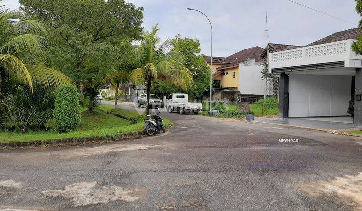 Rumah Mewah 2 Lantai di Shangrilla Garden Sekupang, Lokasi Strategis Dan Nyaman 2