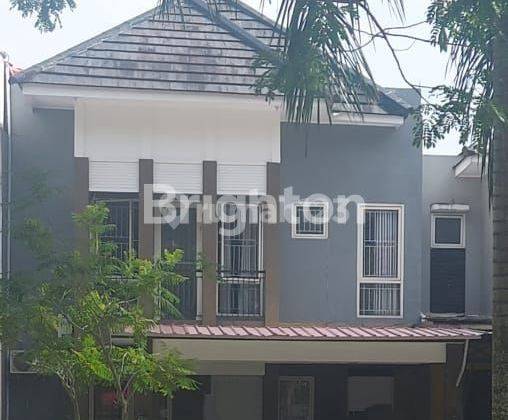 Rumah 2 lantai full furniture di sewakan 1