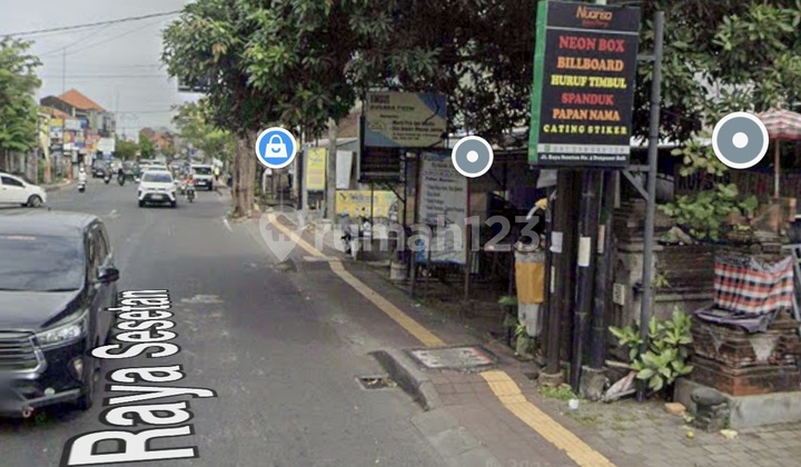 For Sale 4 Strategic Shop Houses in Denpasar City Center, Near Sanglah Hospital - Very Busy Location 2
