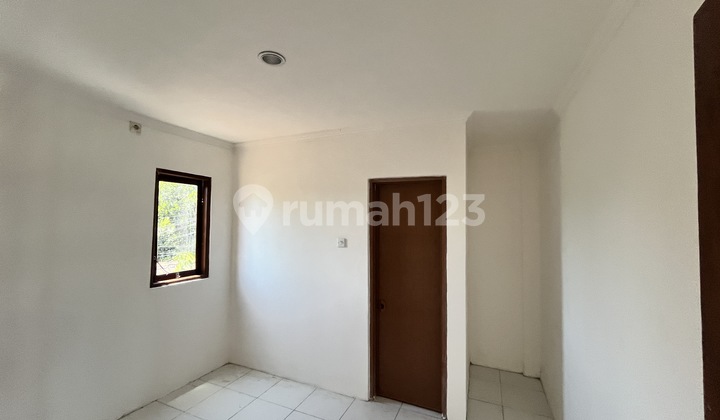 Minimalist House in Jimbaran – 7 Minutes to Udayana University, 15 Minutes to the Airport 2